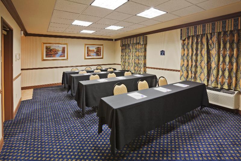 Holiday Inn Express Hotel And Suites Jenks By Ihg Esterno foto